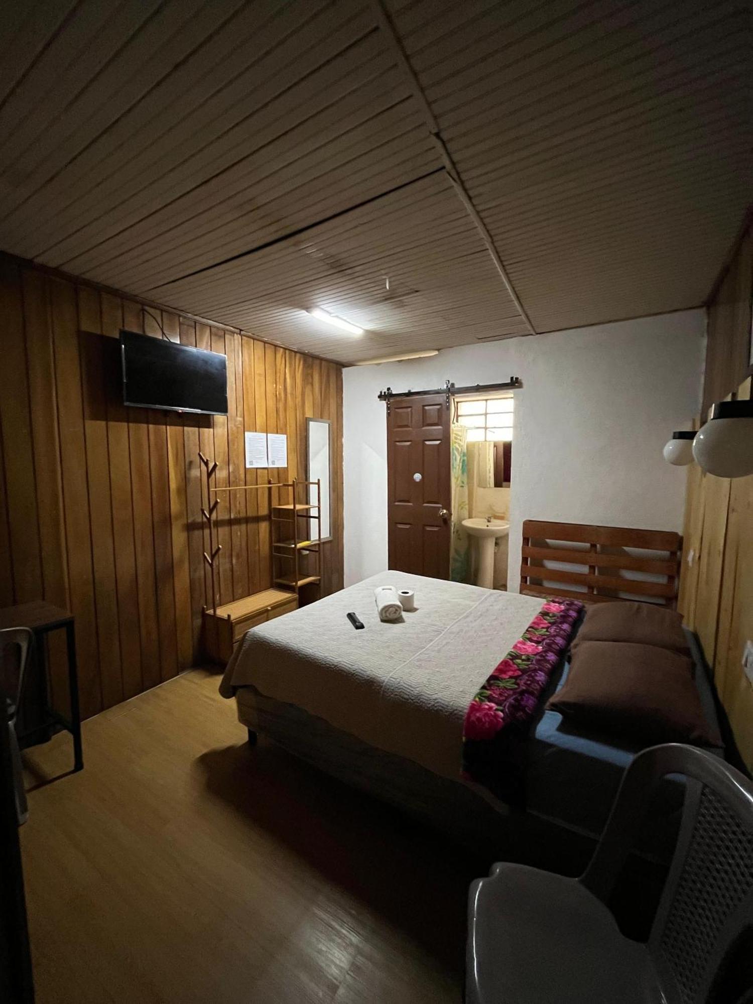 Hostal Choja Реталулеу Екстер'єр фото