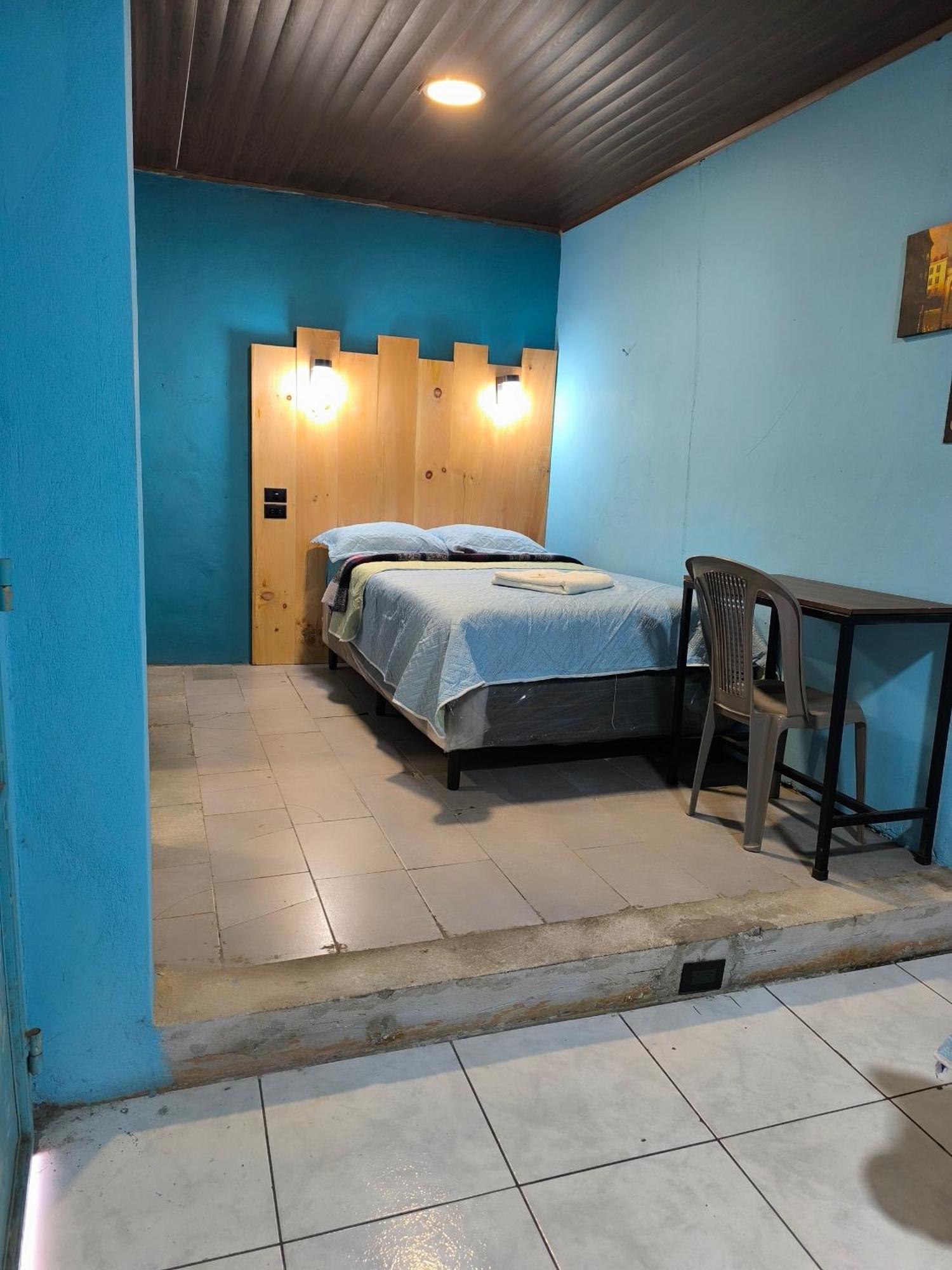 Hostal Choja Реталулеу Екстер'єр фото