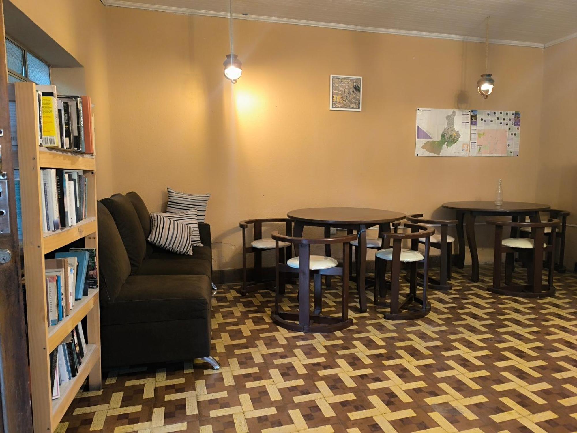 Hostal Choja Реталулеу Екстер'єр фото